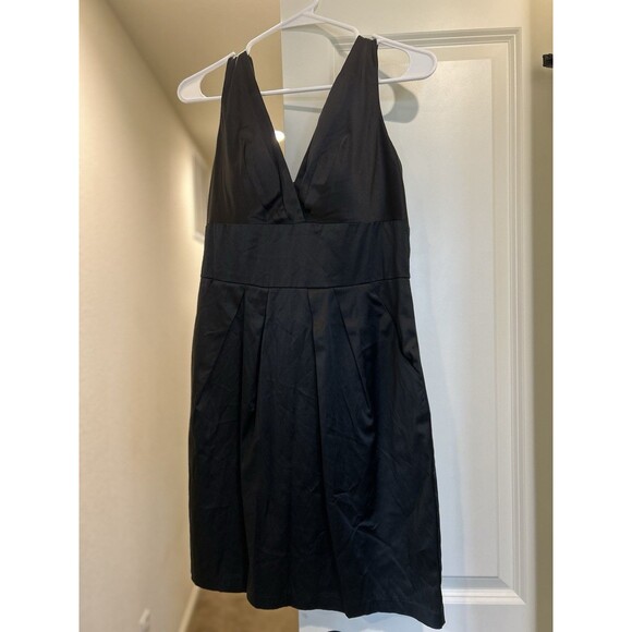 Bisou Bisou Women's Little Black Cocktail Dress V-Neck Sleeveless Size 14 - Picture 1 of 5